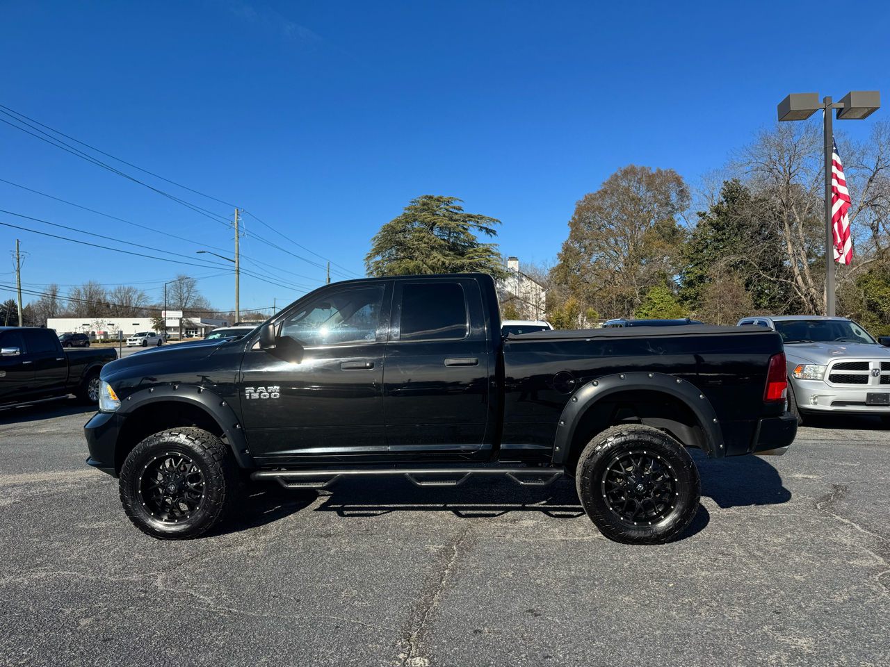 RAM 1500 4WD Quad Cab 140.5" Express 2013