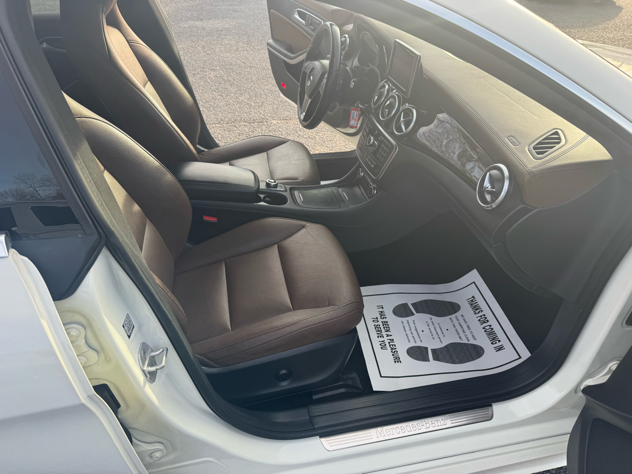 Mercedes-Benz CLA-Class 4dr Sdn CLA 250 FWD 2014