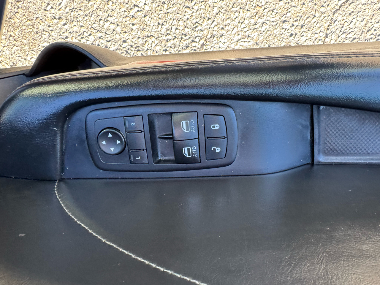 Dodge Challenger 2dr Cpe R/T Plus 2015