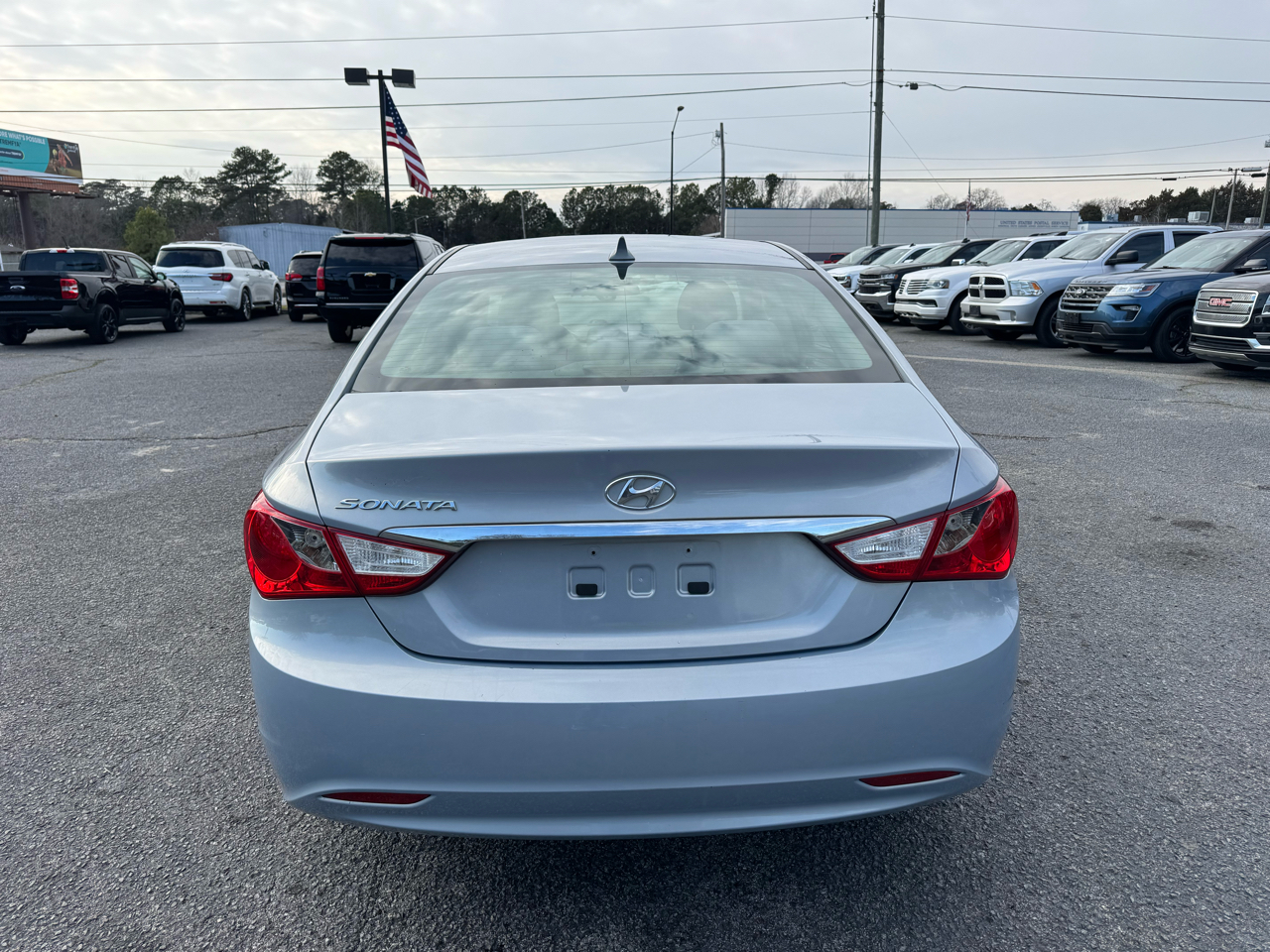 Hyundai Sonata 4dr Sdn 2.4L Auto GLS 2011