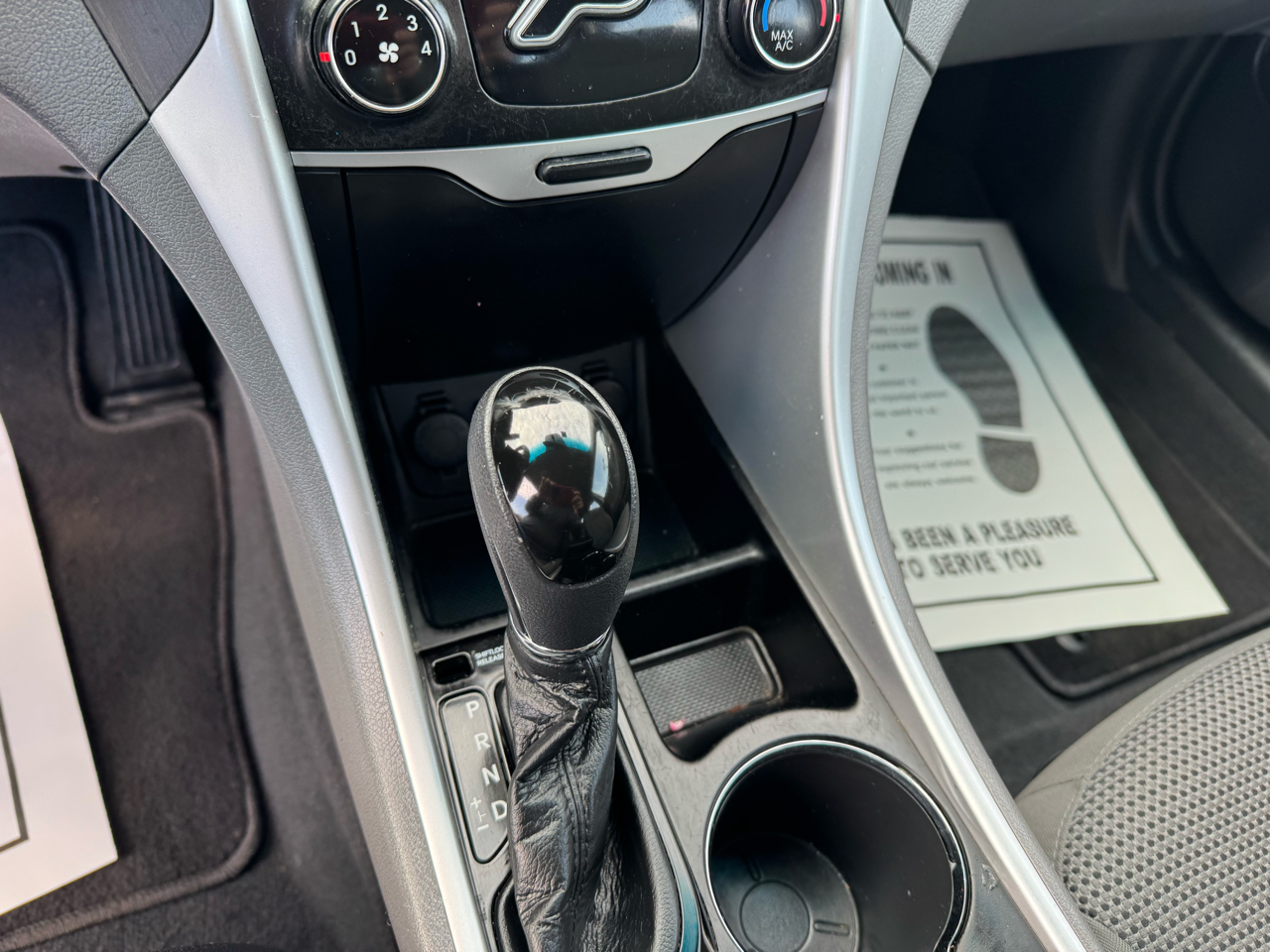 Hyundai Sonata 4dr Sdn 2.4L Auto GLS 2011