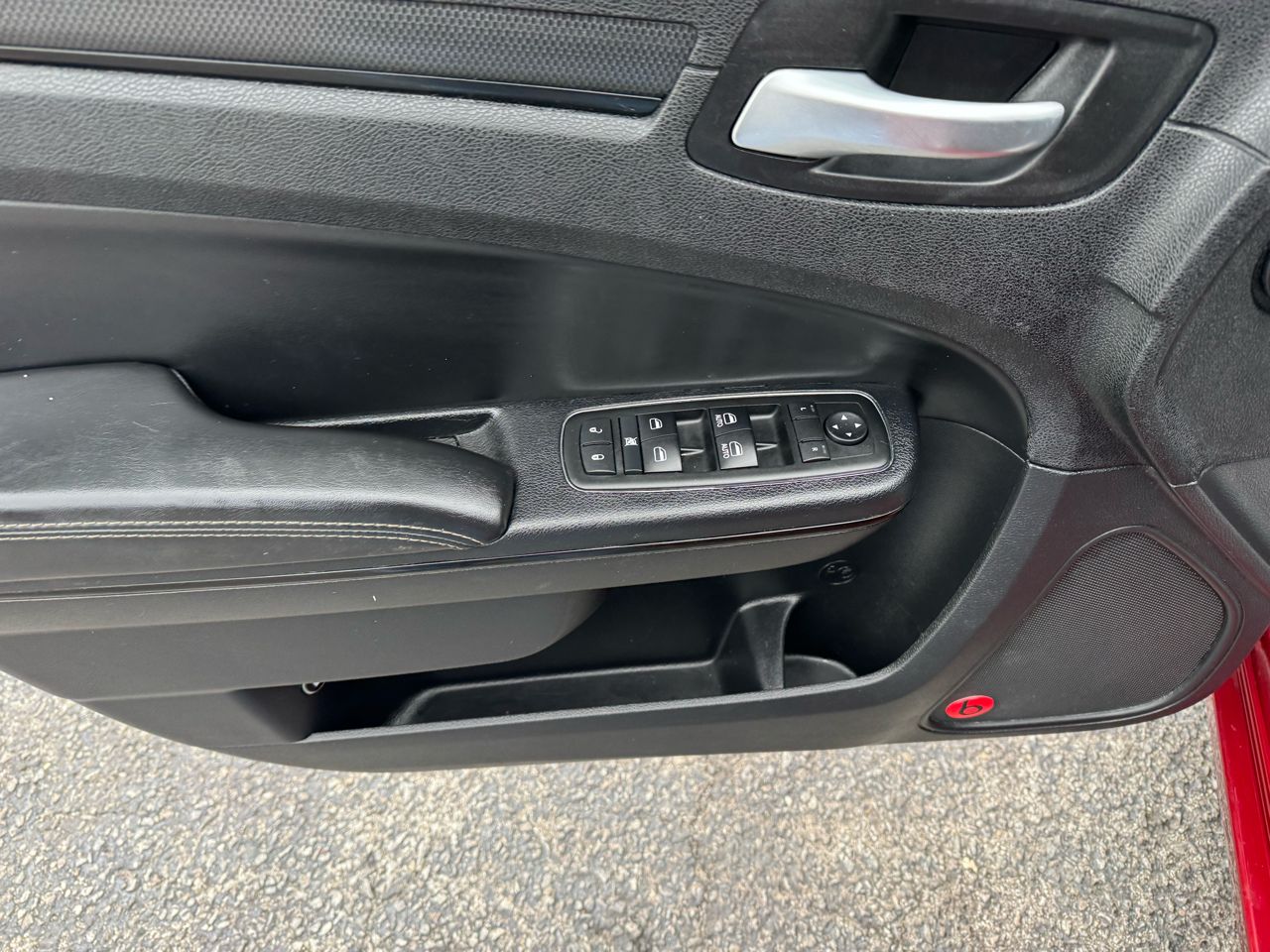 Chrysler 300 4dr Sdn 300S RWD 2014