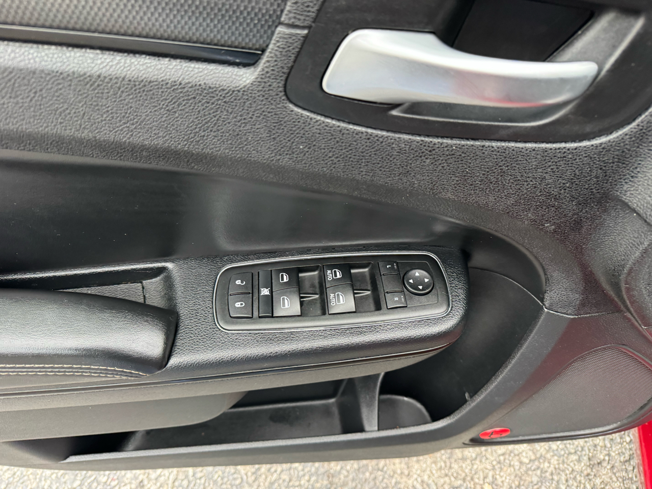 Chrysler 300 4dr Sdn 300S RWD 2014