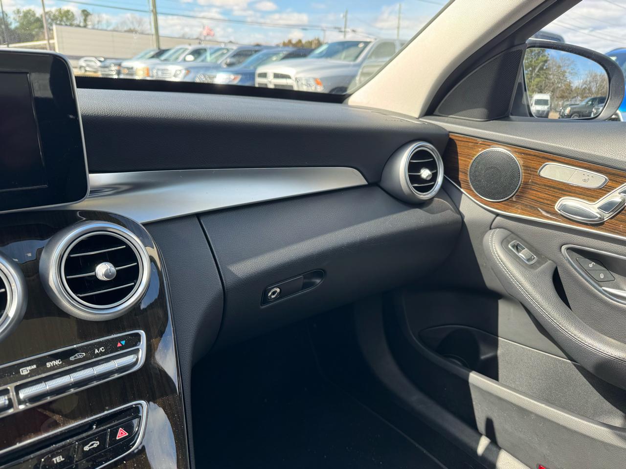 Mercedes-Benz C-Class C 300 4MATIC Sedan 2017