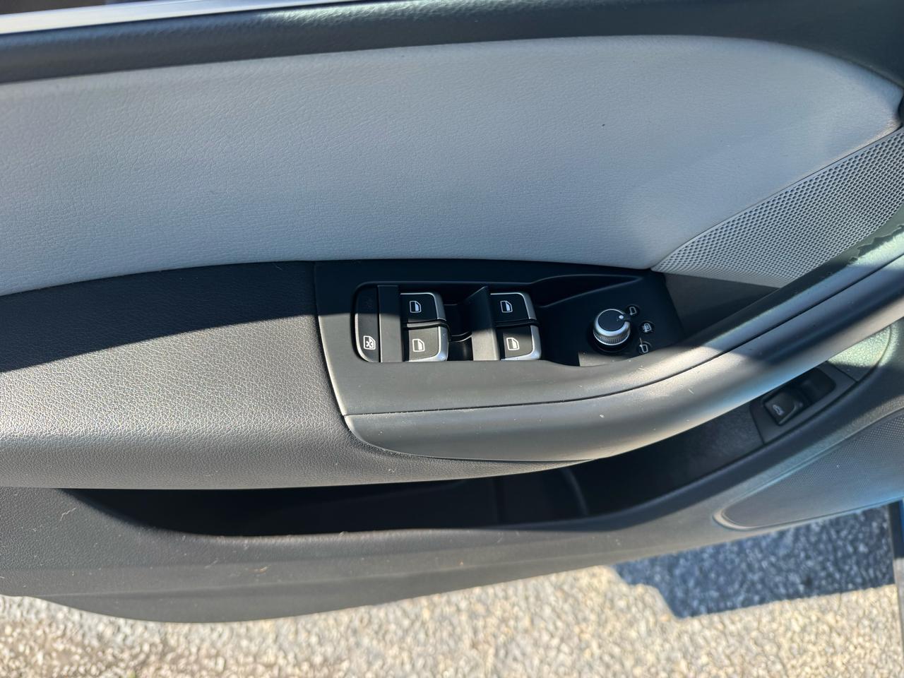 Audi Q3 FrontTrak 4dr Premium Plus 2016