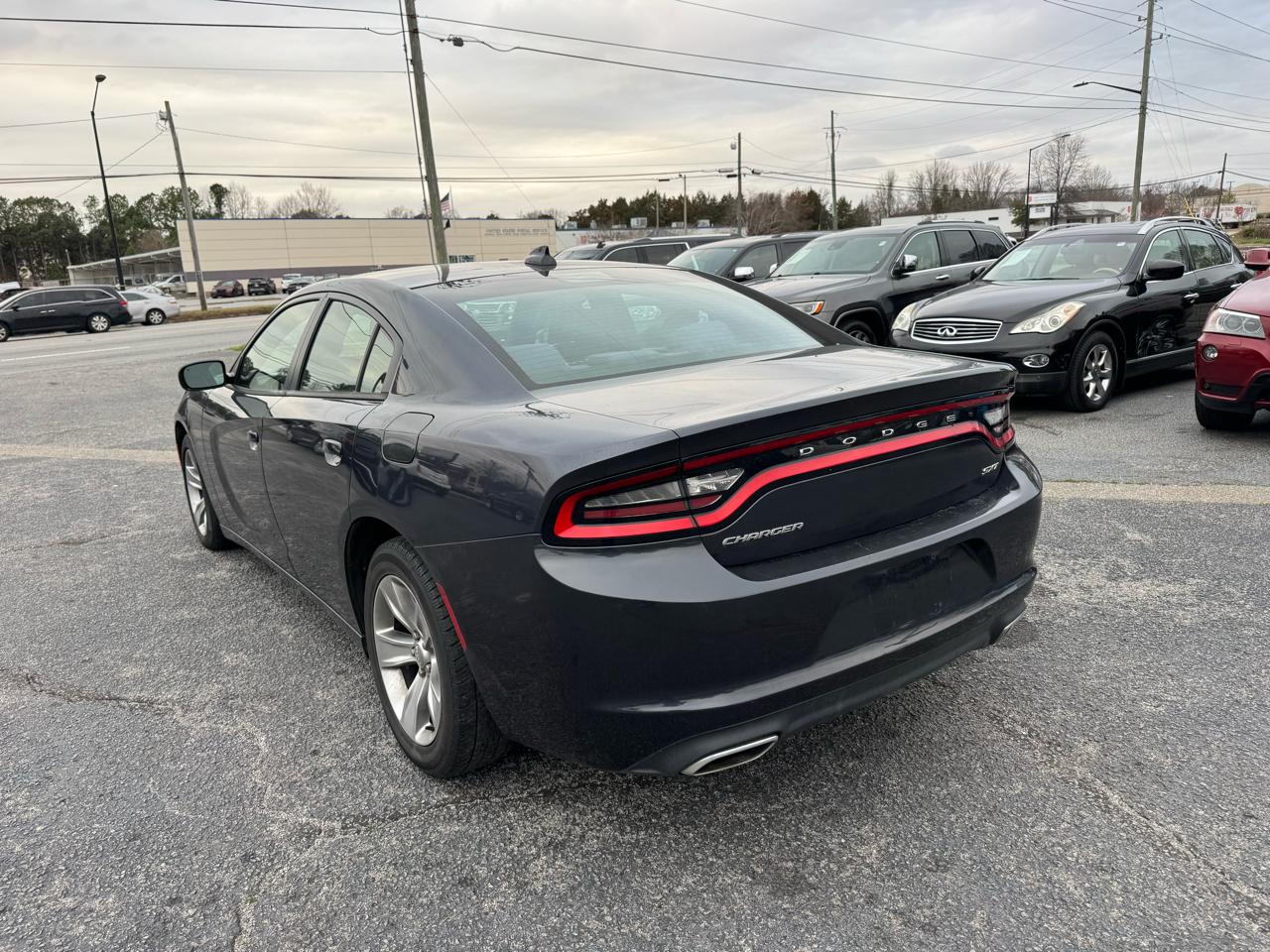 Dodge Charger SXT RWD 2017