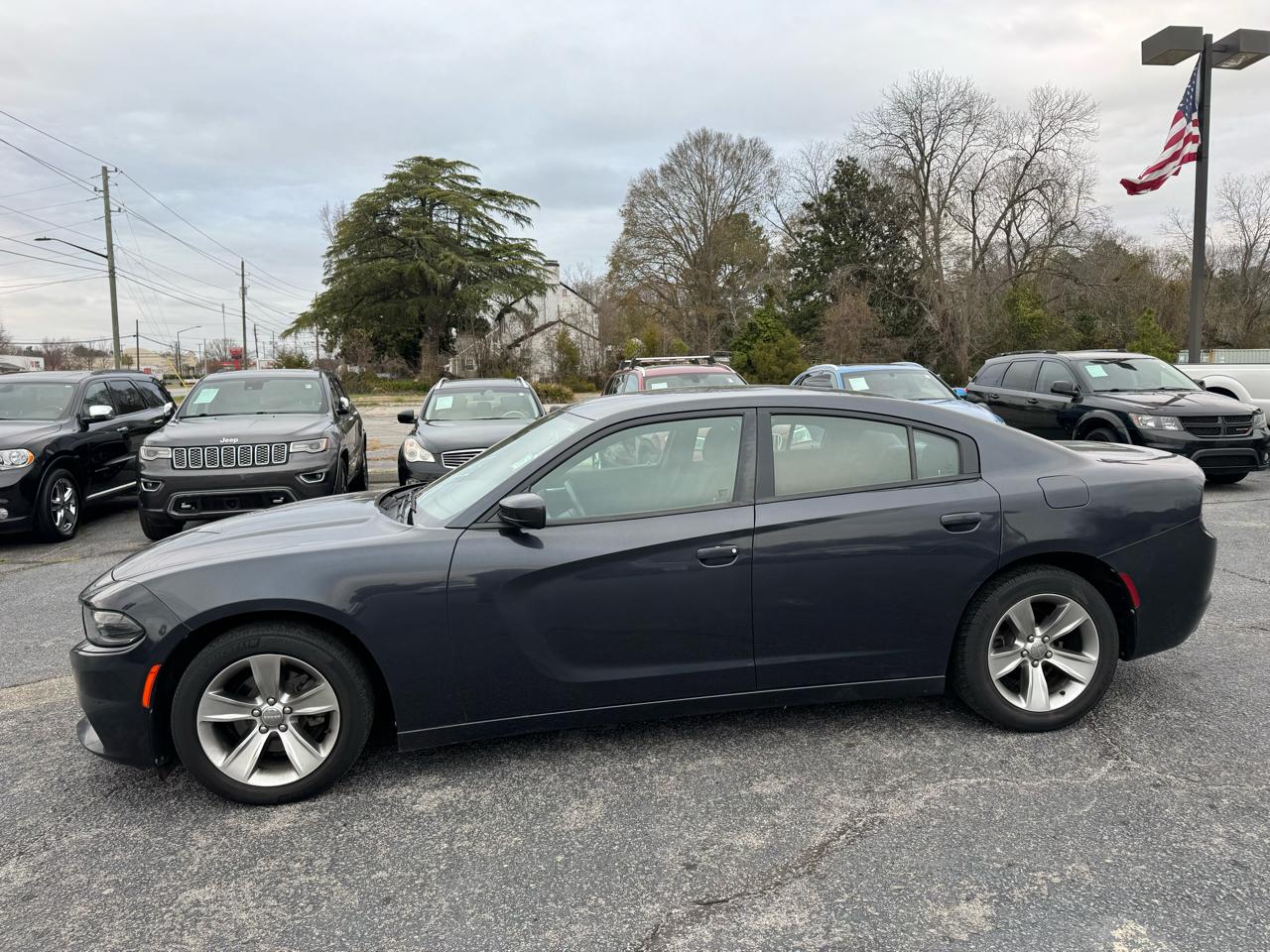 Dodge Charger SXT RWD 2017