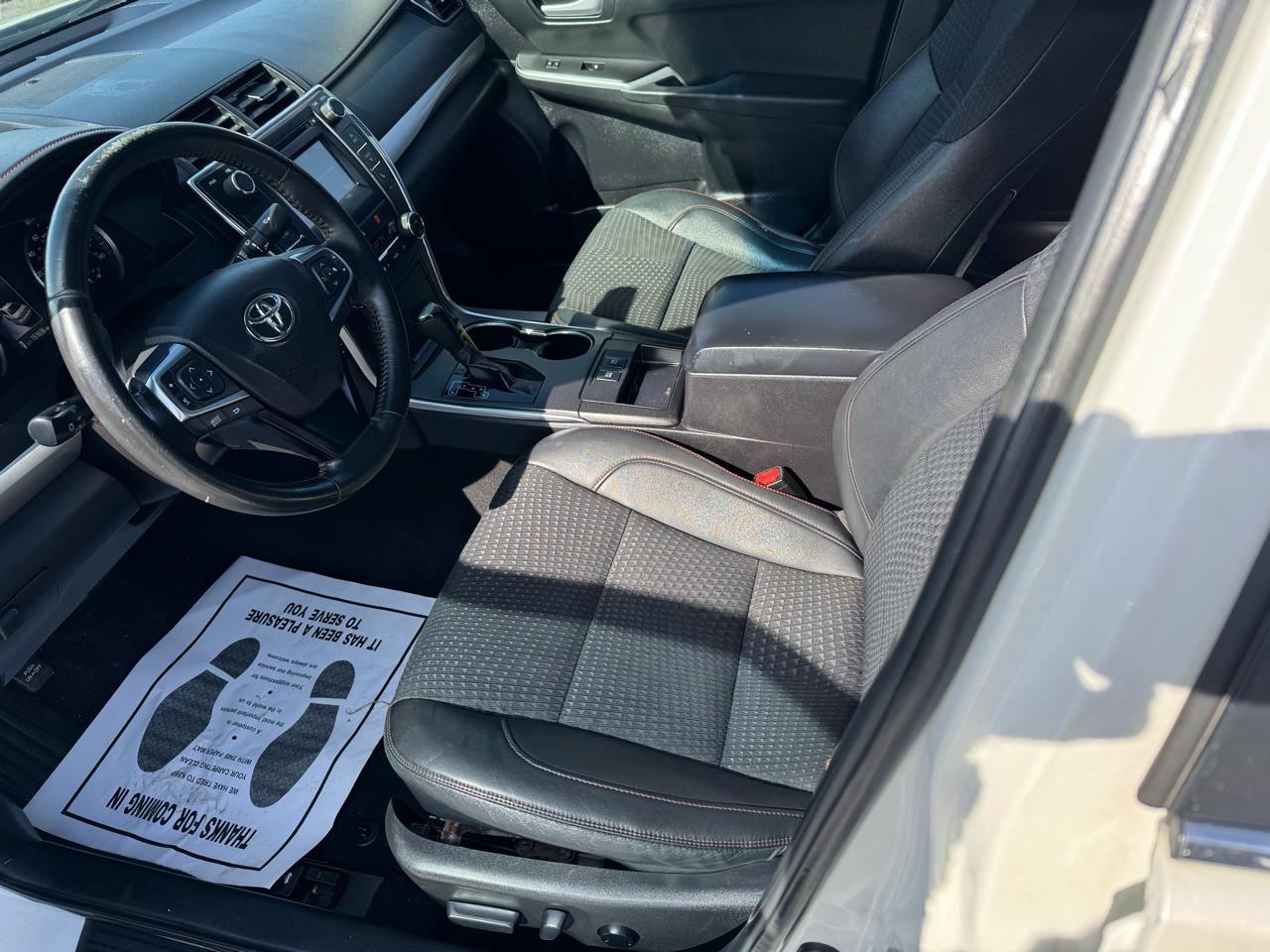 Toyota Camry Hybrid 4dr Sdn XLE (Natl) 2015