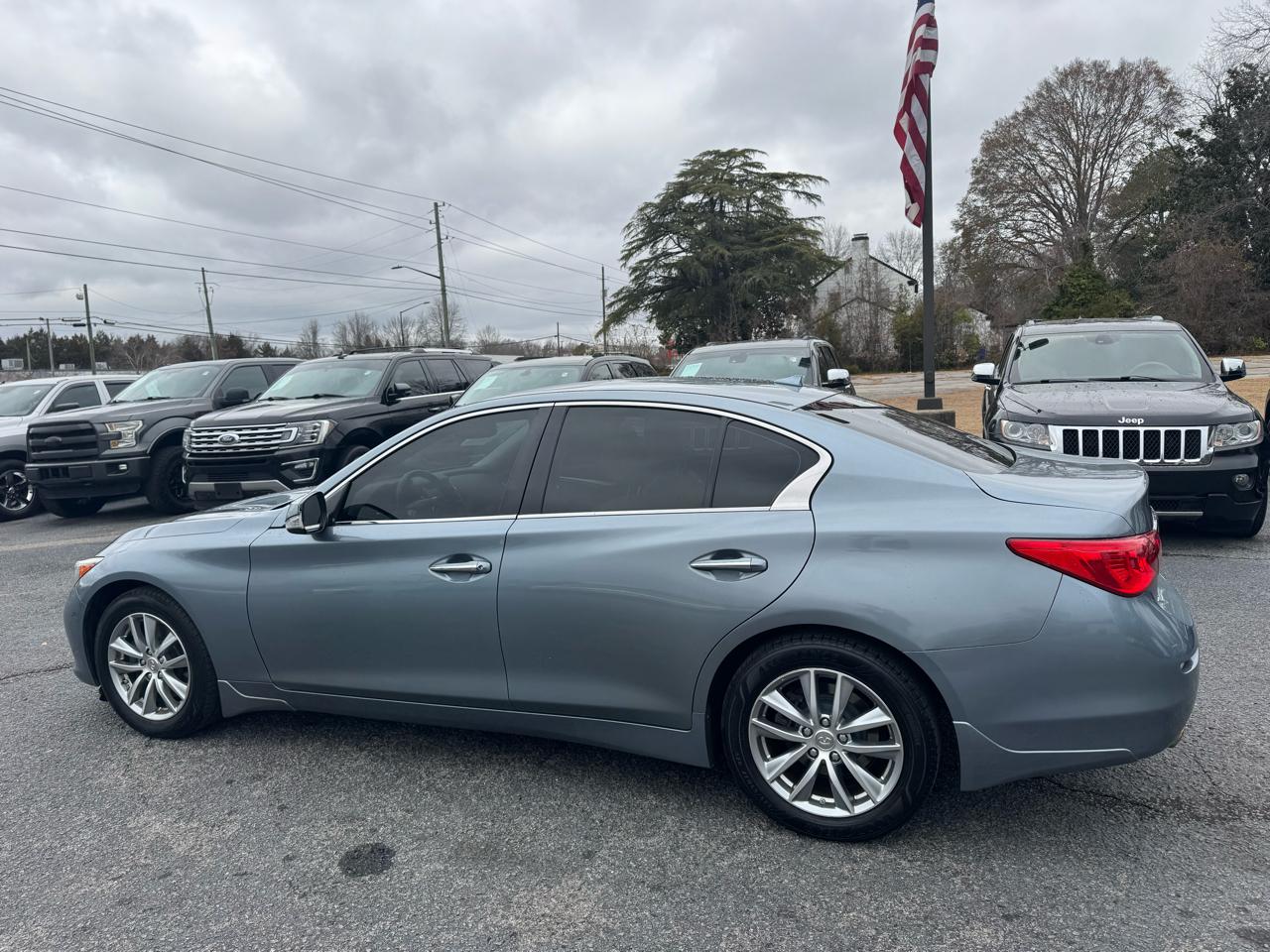 Infiniti Q50 4dr Sdn 2.0t Premium RWD 2016