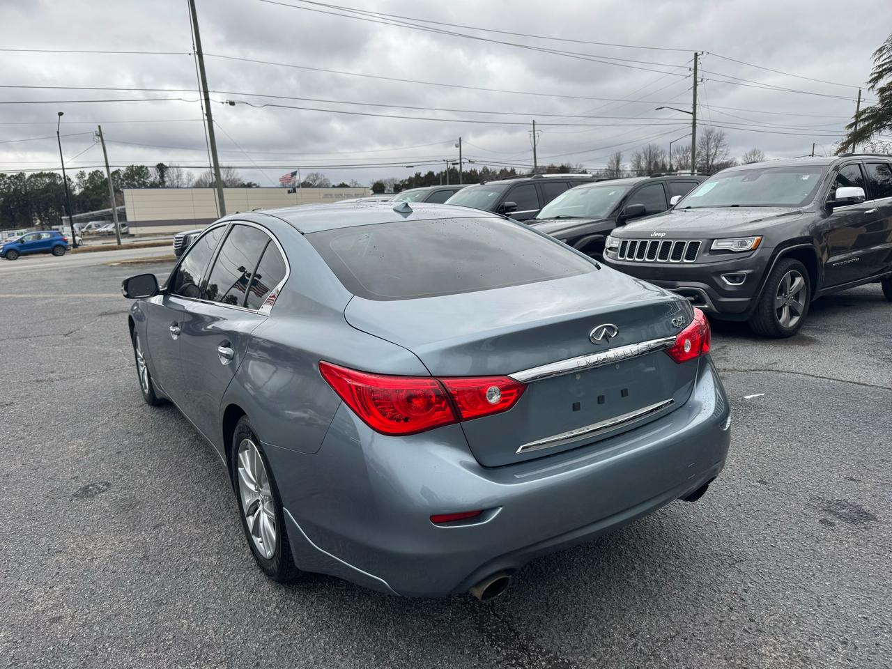 Infiniti Q50 4dr Sdn 2.0t Premium RWD 2016