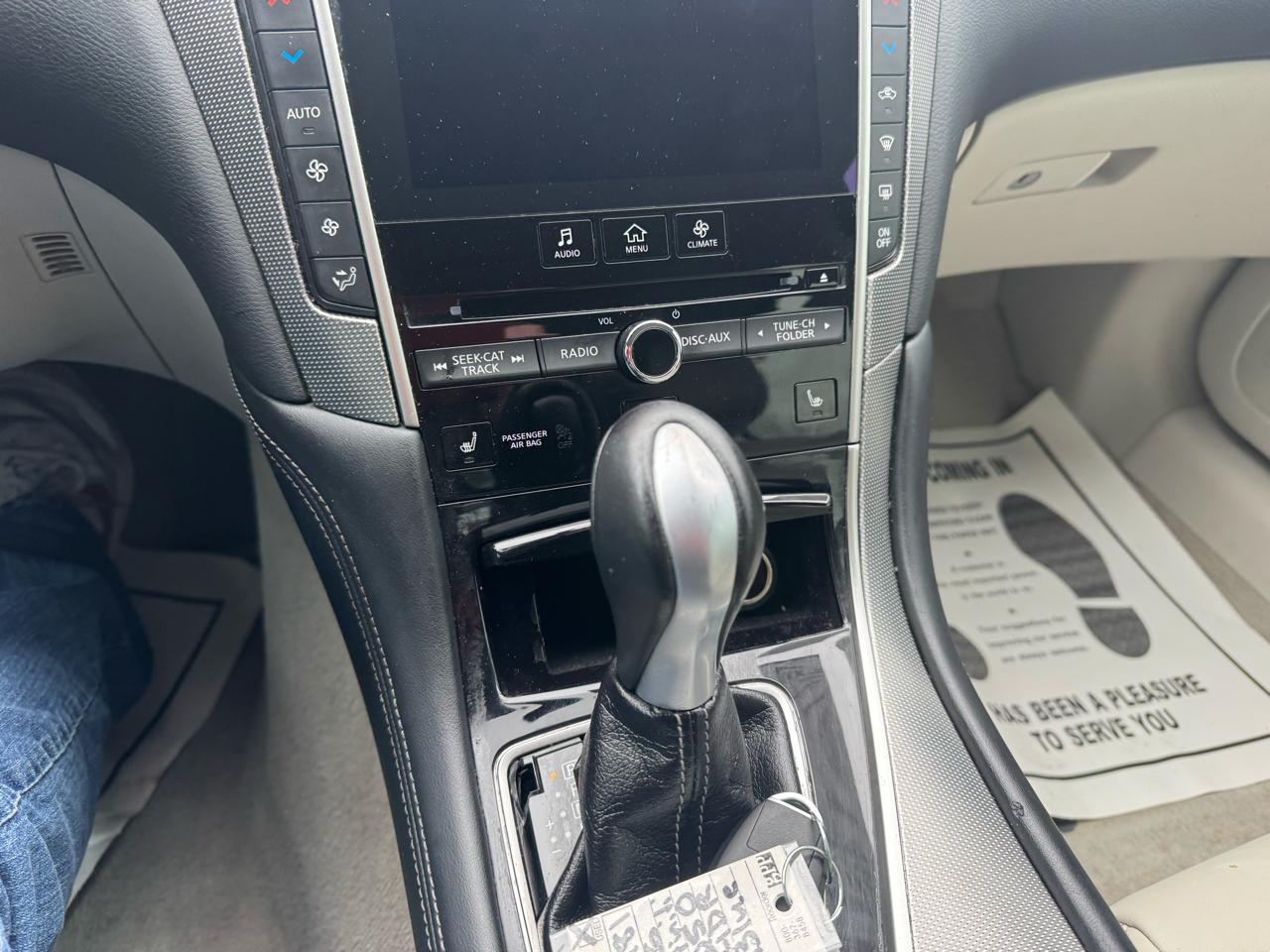 Infiniti Q50 4dr Sdn 2.0t Premium RWD 2016