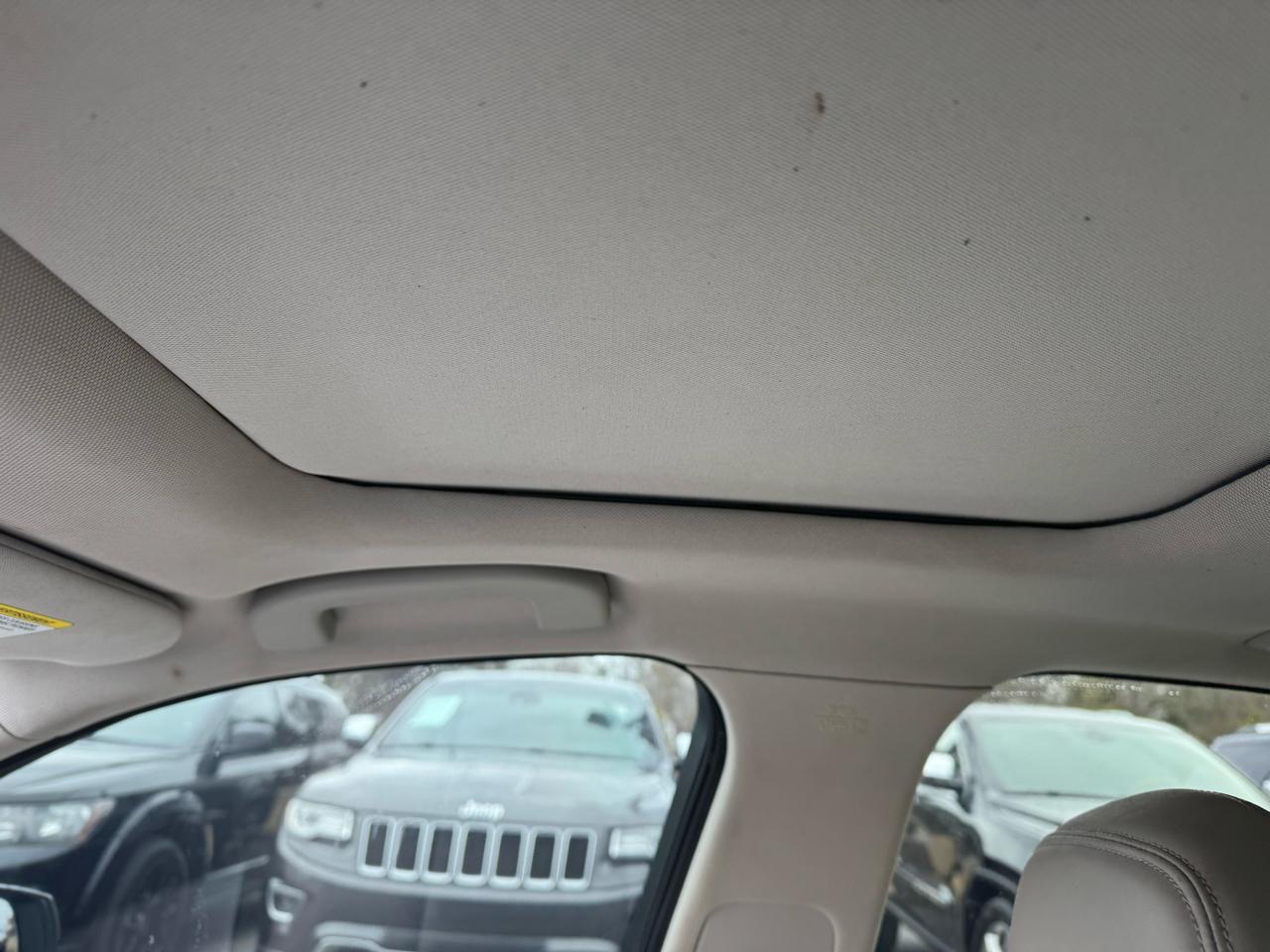 Infiniti Q50 4dr Sdn 2.0t Premium RWD 2016