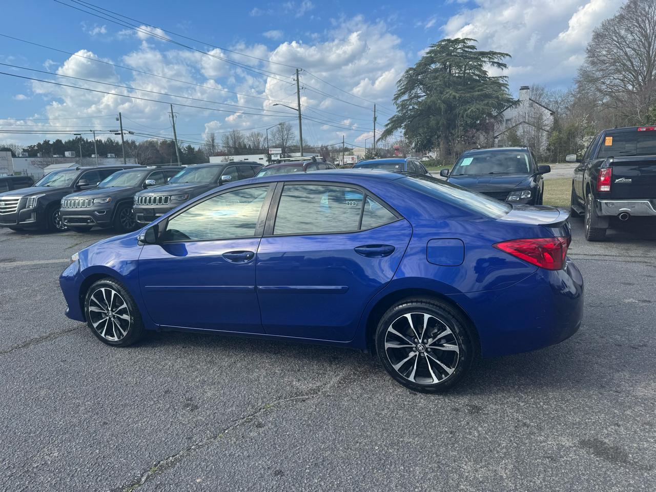 Toyota Corolla XSE CVT (Natl) 2018