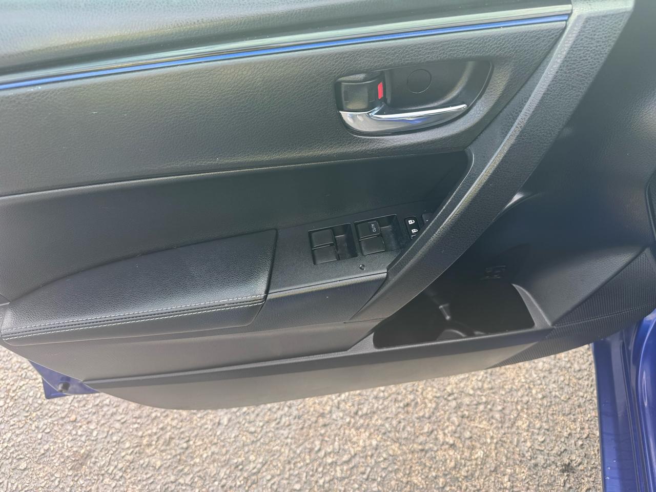 Toyota Corolla XSE CVT (Natl) 2018