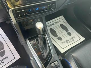 Toyota Corolla XSE CVT (Natl) 2018