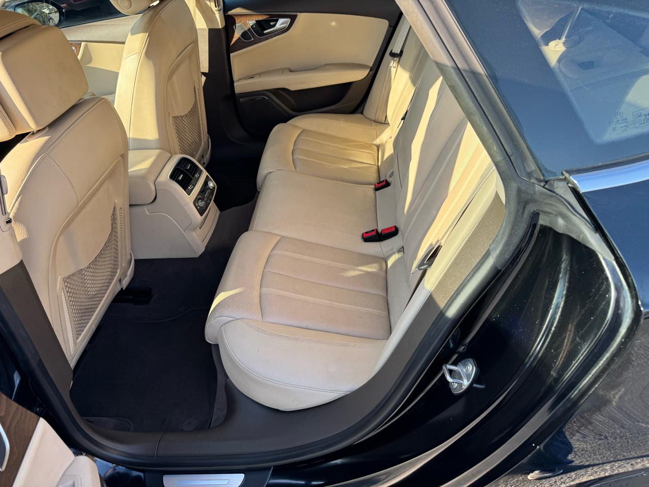 Audi A7 4dr HB quattro 3.0 Prestige 2016