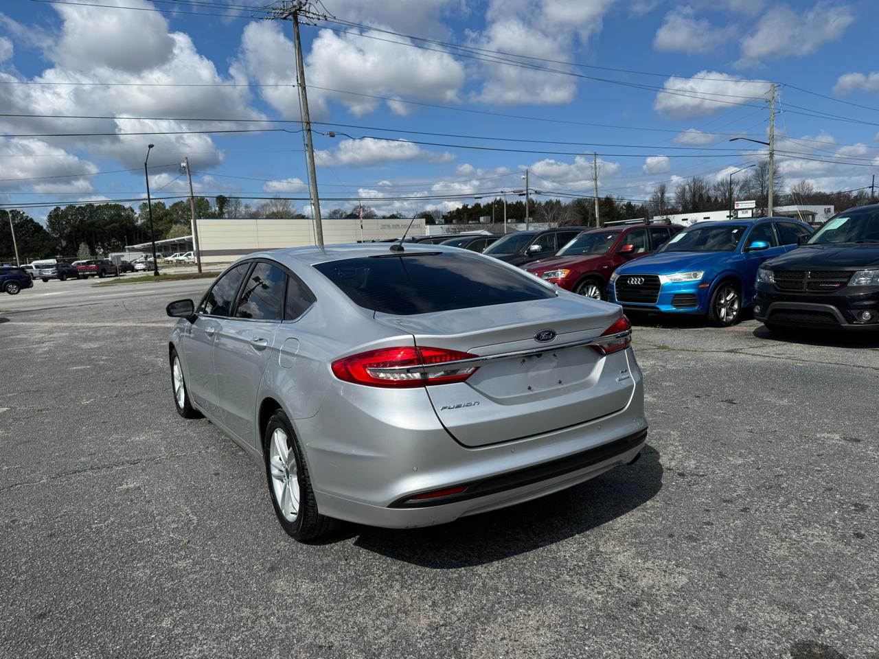 Ford Fusion SE FWD 2018