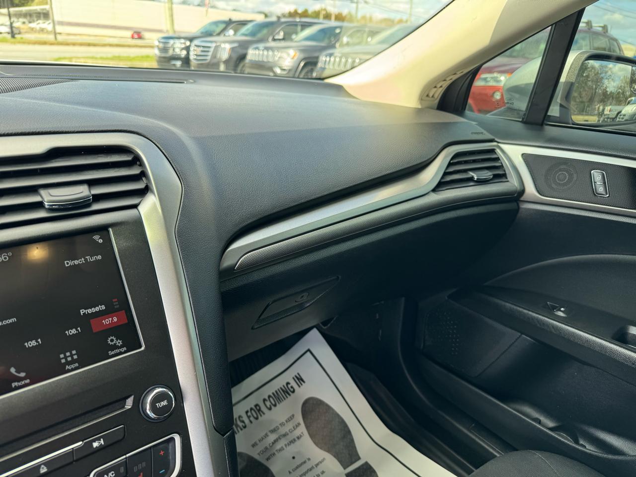 Ford Fusion SE FWD 2018