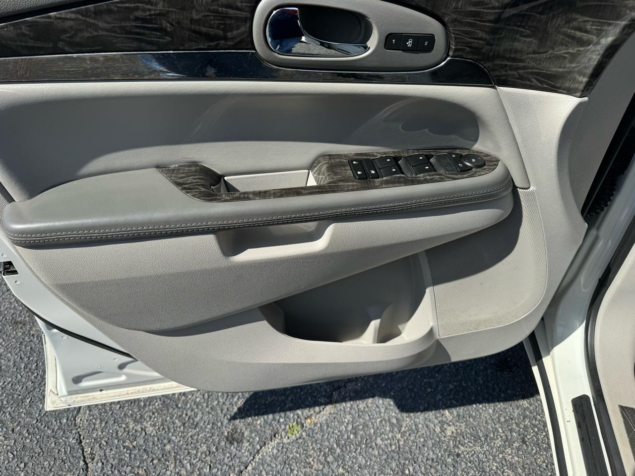 Buick Enclave AWD 4dr Leather 2014