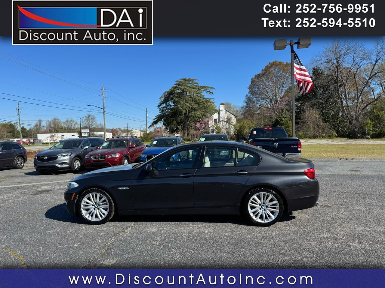 BMW 5 Series 4dr Sdn 550i RWD 2012