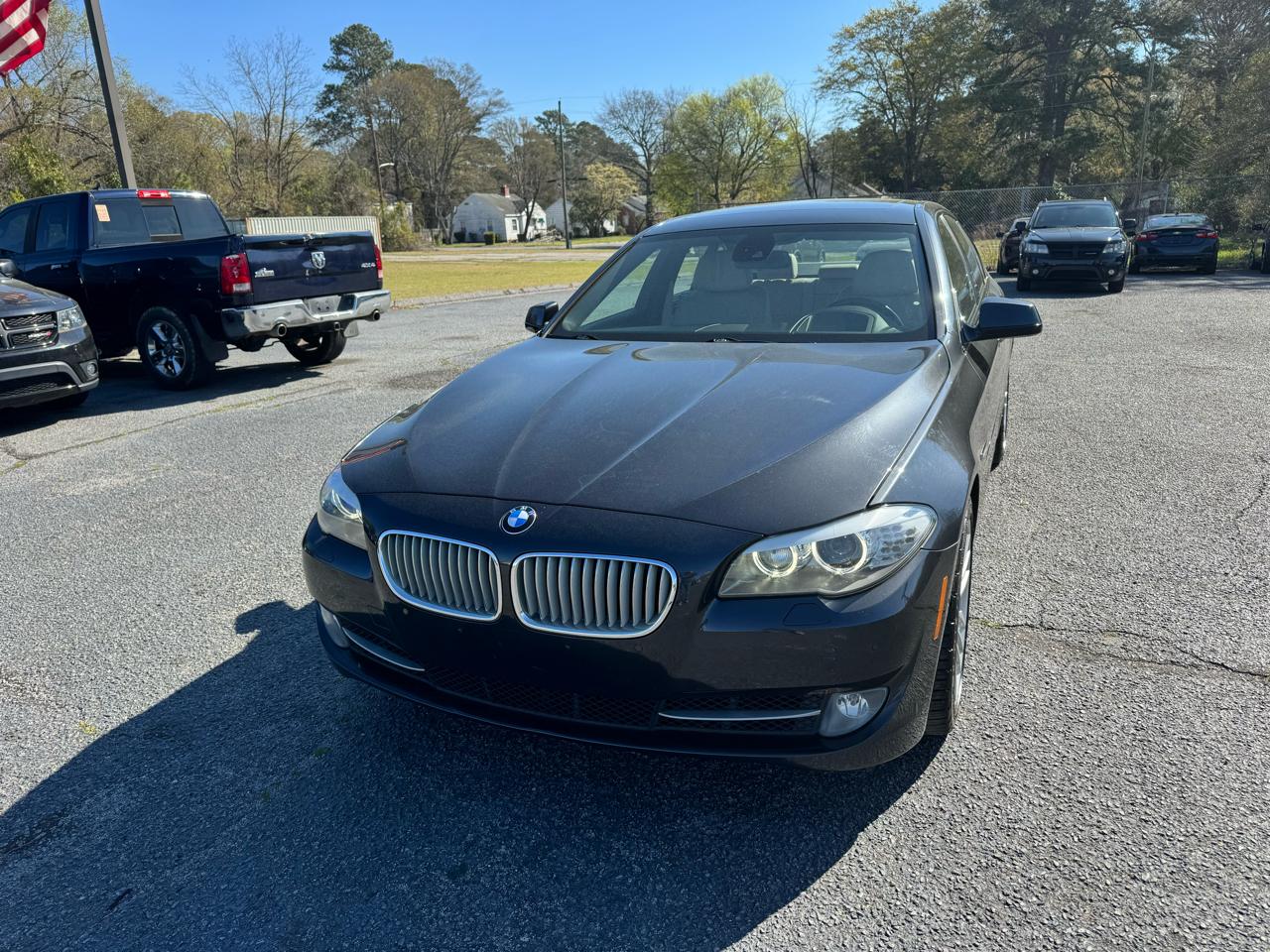 BMW 5 Series 4dr Sdn 550i RWD 2012