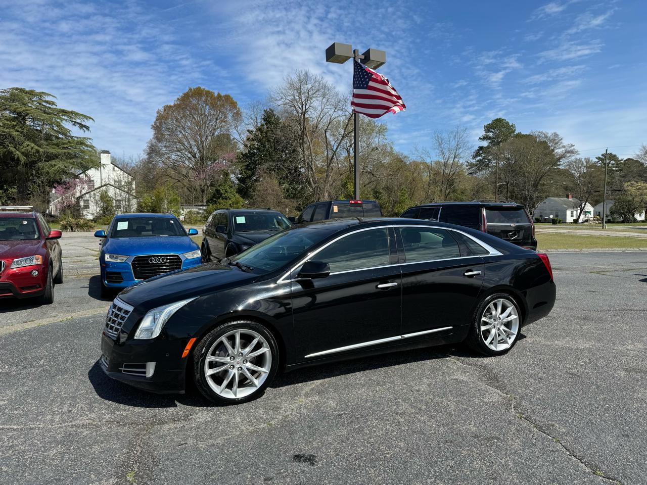 Cadillac XTS 4dr Sdn Premium FWD 2014