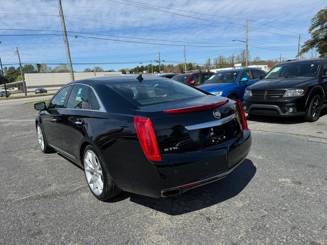 Cadillac XTS 4dr Sdn Premium FWD 2014