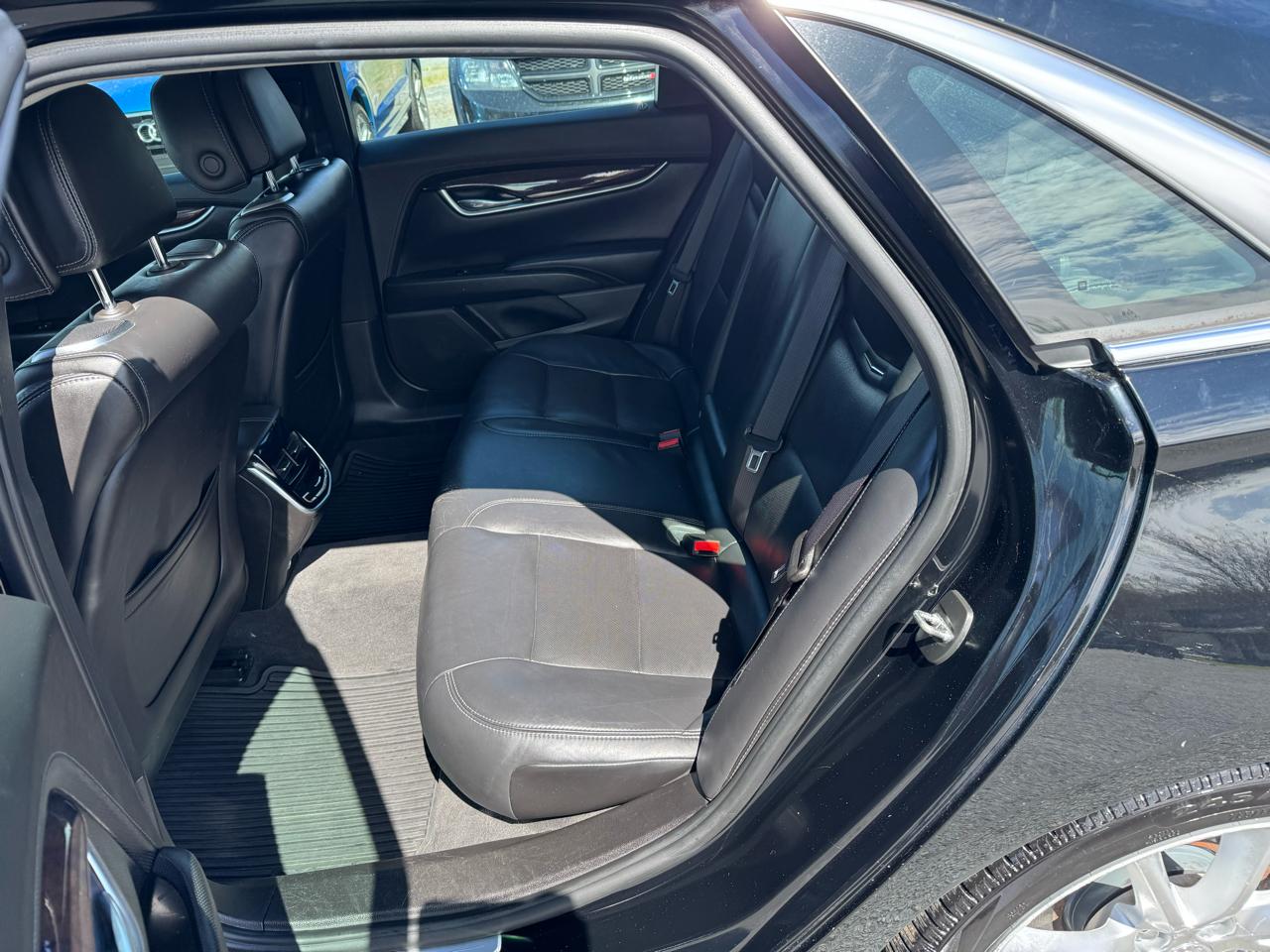 Cadillac XTS 4dr Sdn Premium FWD 2014