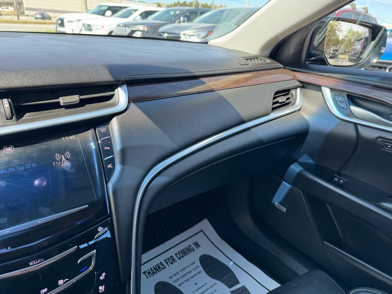 Cadillac XTS 4dr Sdn Premium FWD 2014