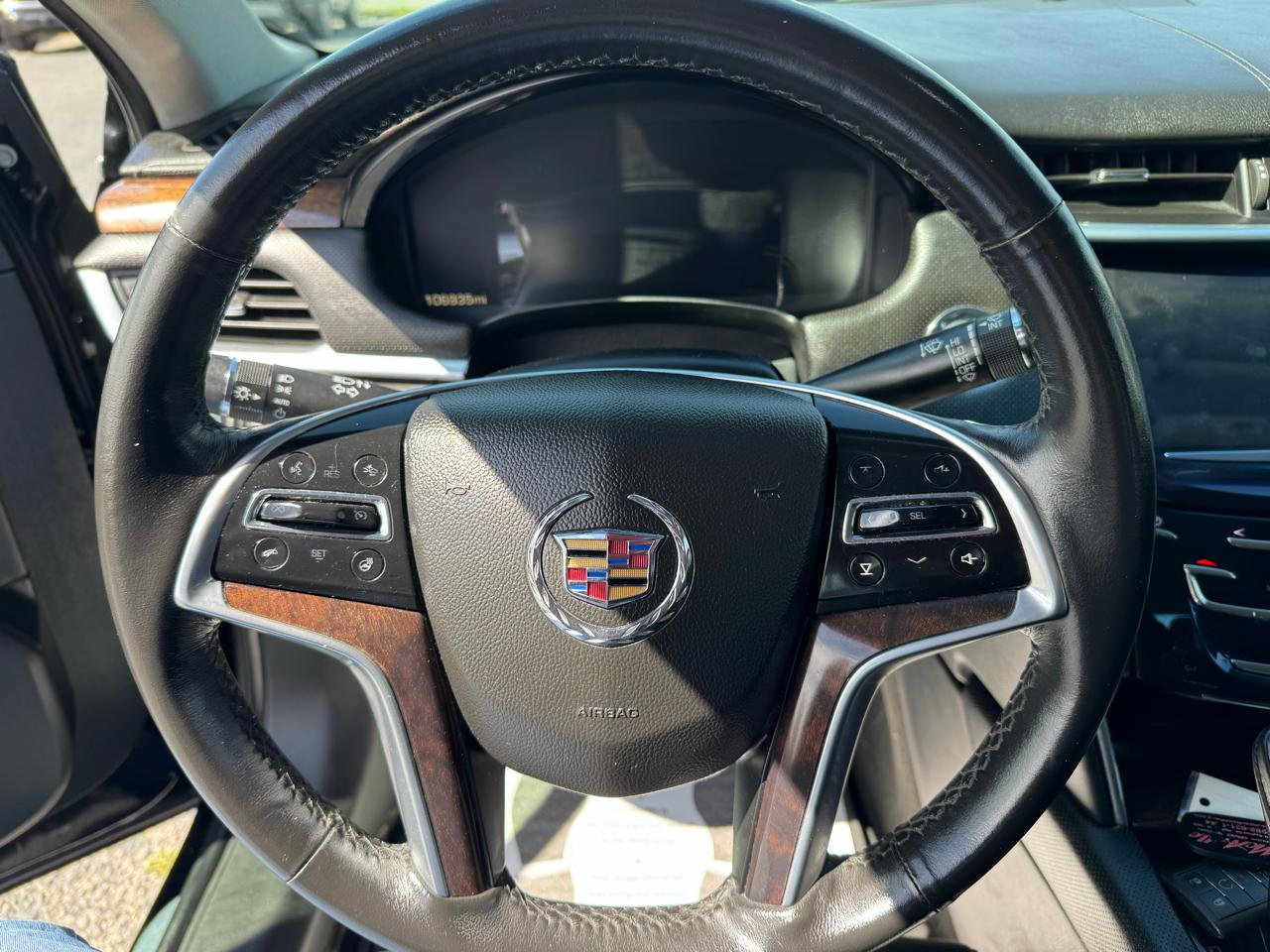 Cadillac XTS 4dr Sdn Premium FWD 2014