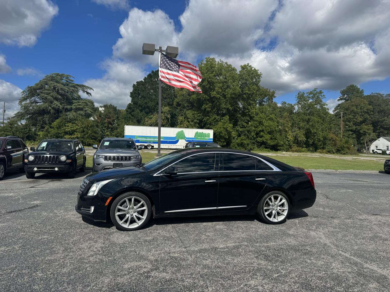 Cadillac XTS 4dr Sdn Premium FWD 2014