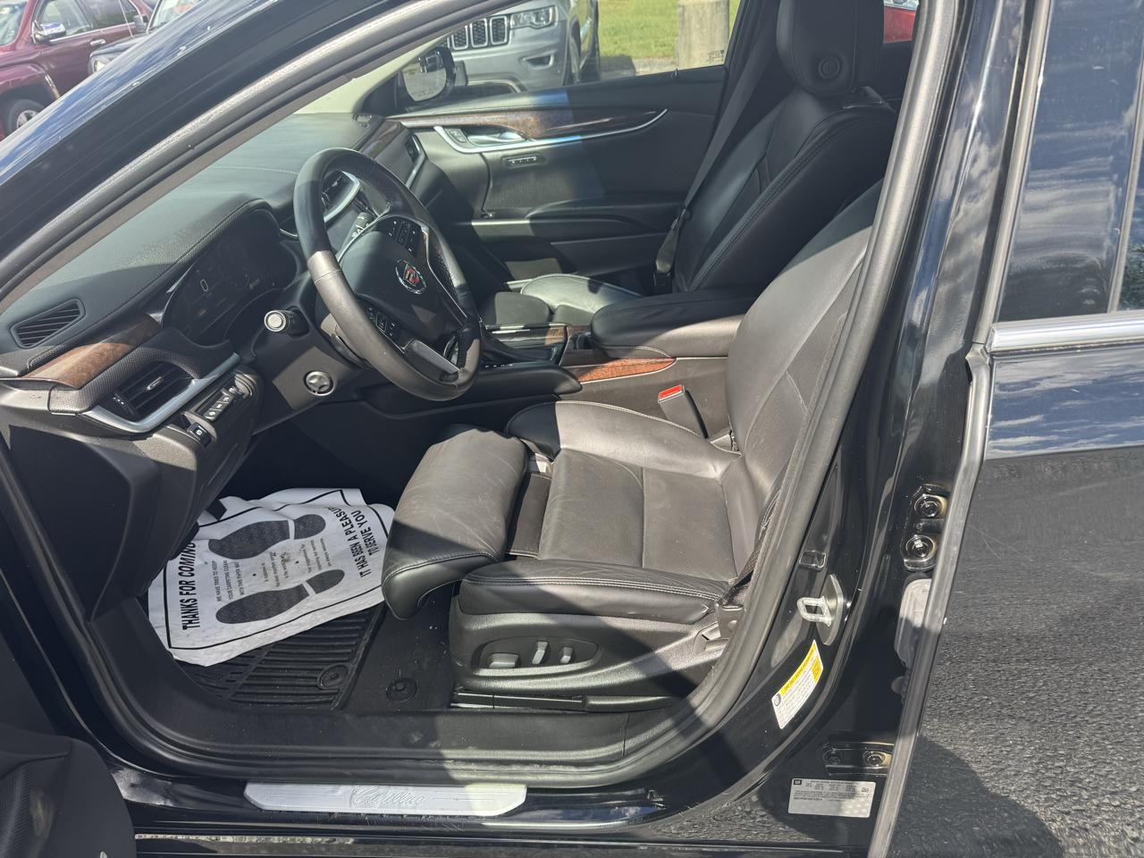 Cadillac XTS 4dr Sdn Premium FWD 2014