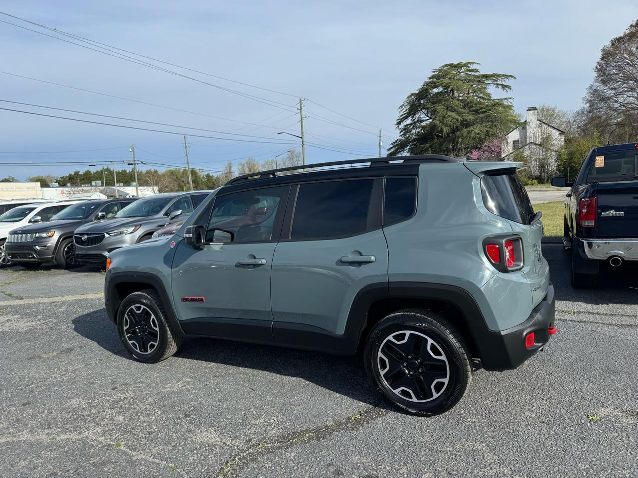 Jeep Renegade 4WD 4dr Trailhawk 2016