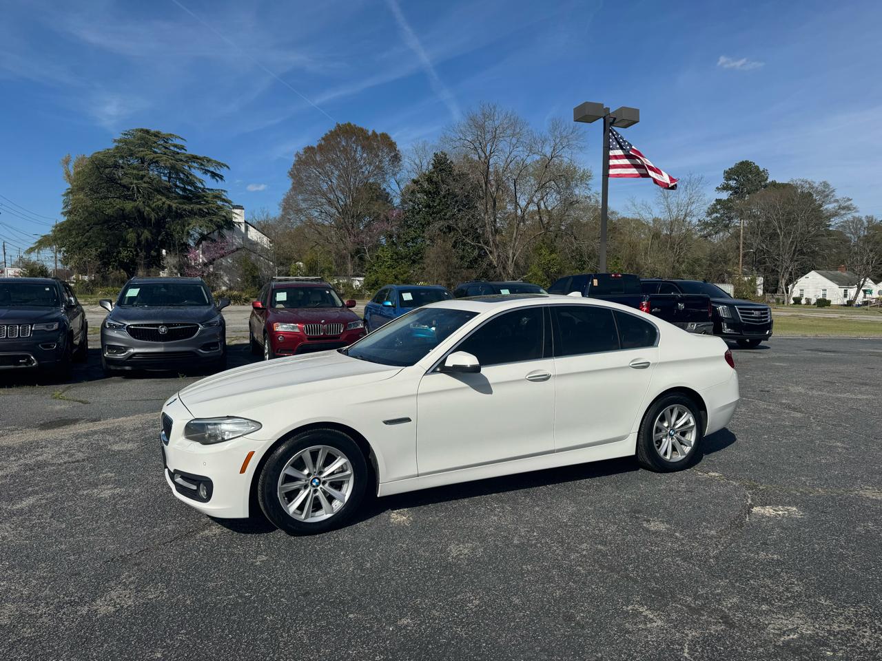 BMW 5 Series 4dr Sdn 528i xDrive AWD 2015