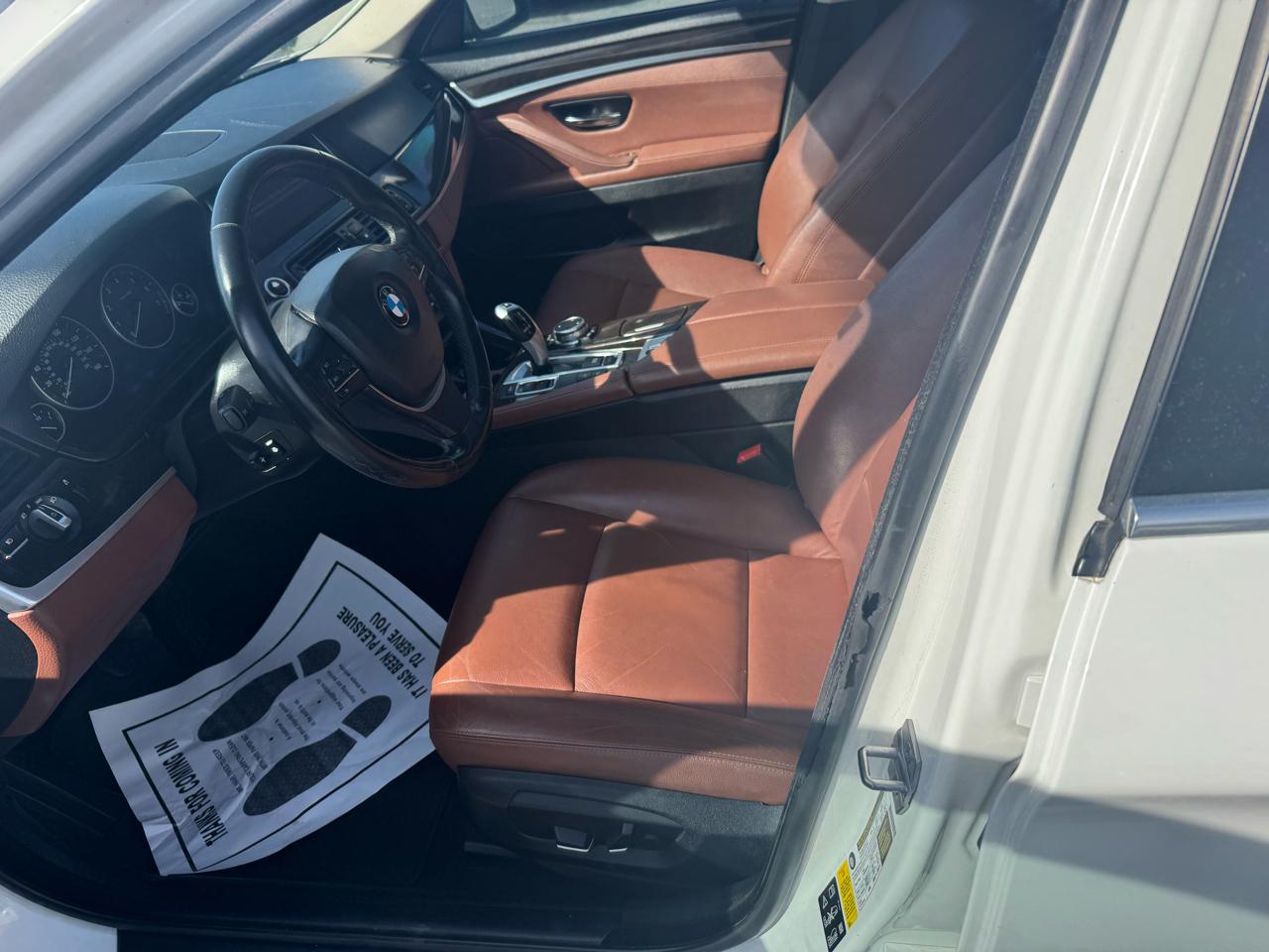 BMW 5 Series 4dr Sdn 528i xDrive AWD 2015