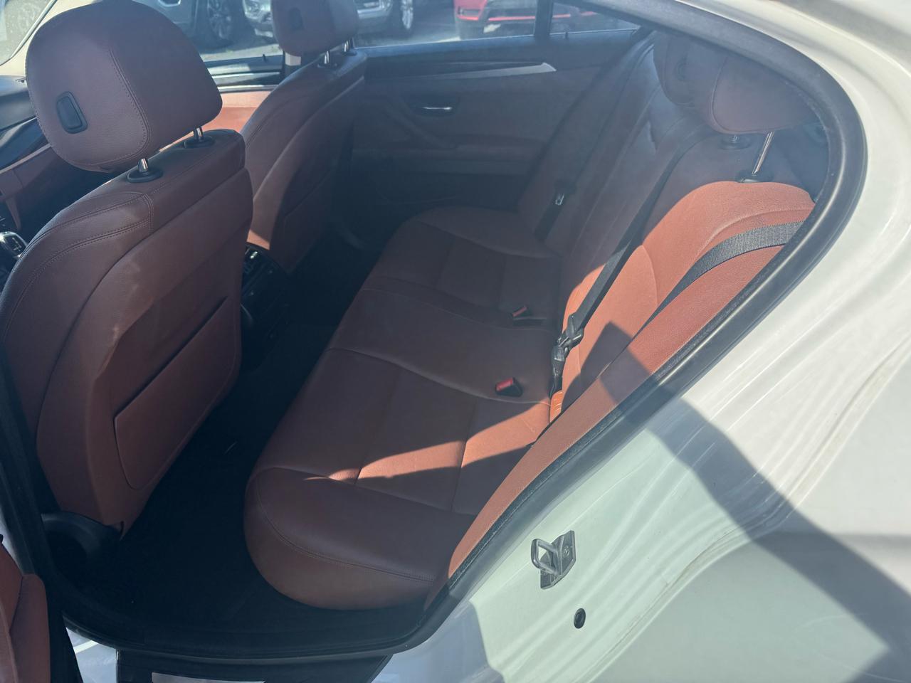 BMW 5 Series 4dr Sdn 528i xDrive AWD 2015