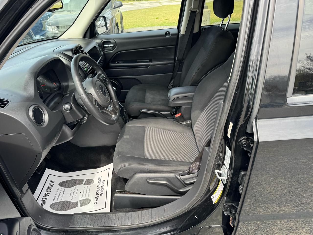 Jeep Patriot FWD 4dr Latitude 2012