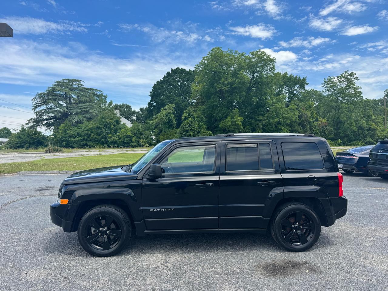 Jeep Patriot FWD 4dr Latitude 2012