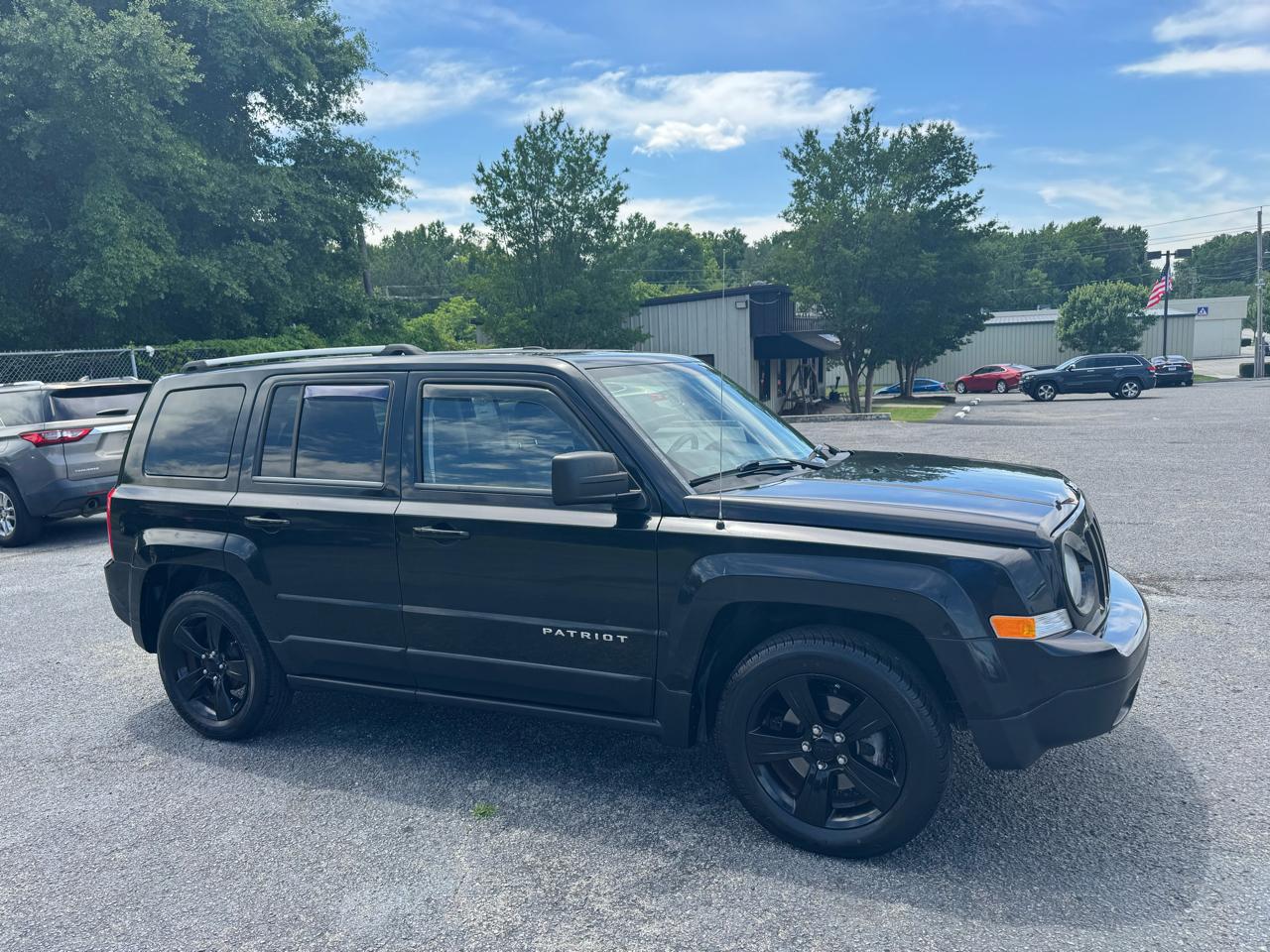 Jeep Patriot FWD 4dr Latitude 2012