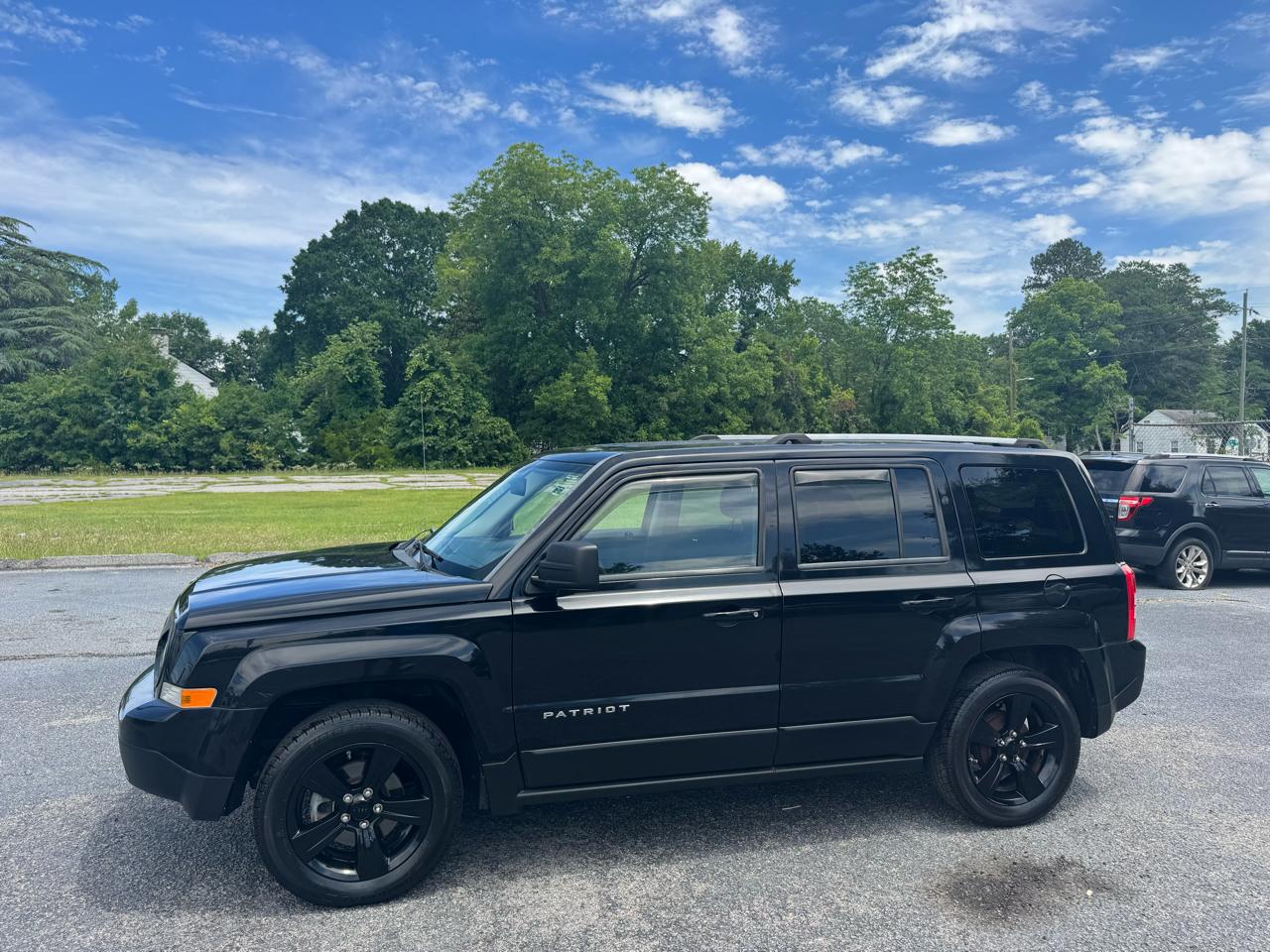 Jeep Patriot FWD 4dr Latitude 2012