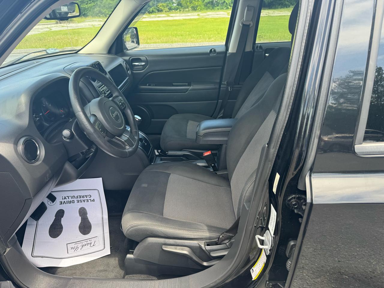 Jeep Patriot FWD 4dr Latitude 2012
