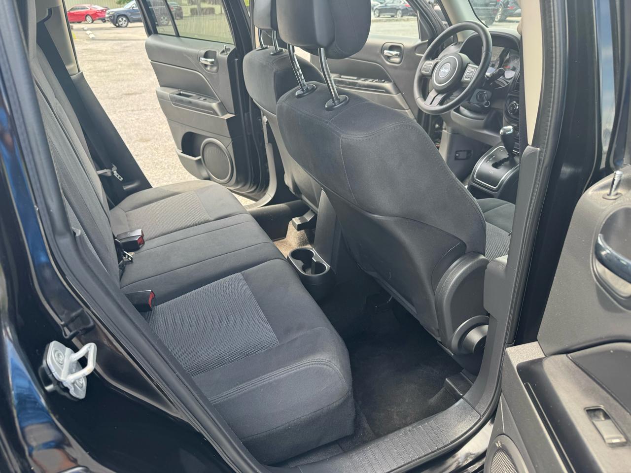 Jeep Patriot FWD 4dr Latitude 2012