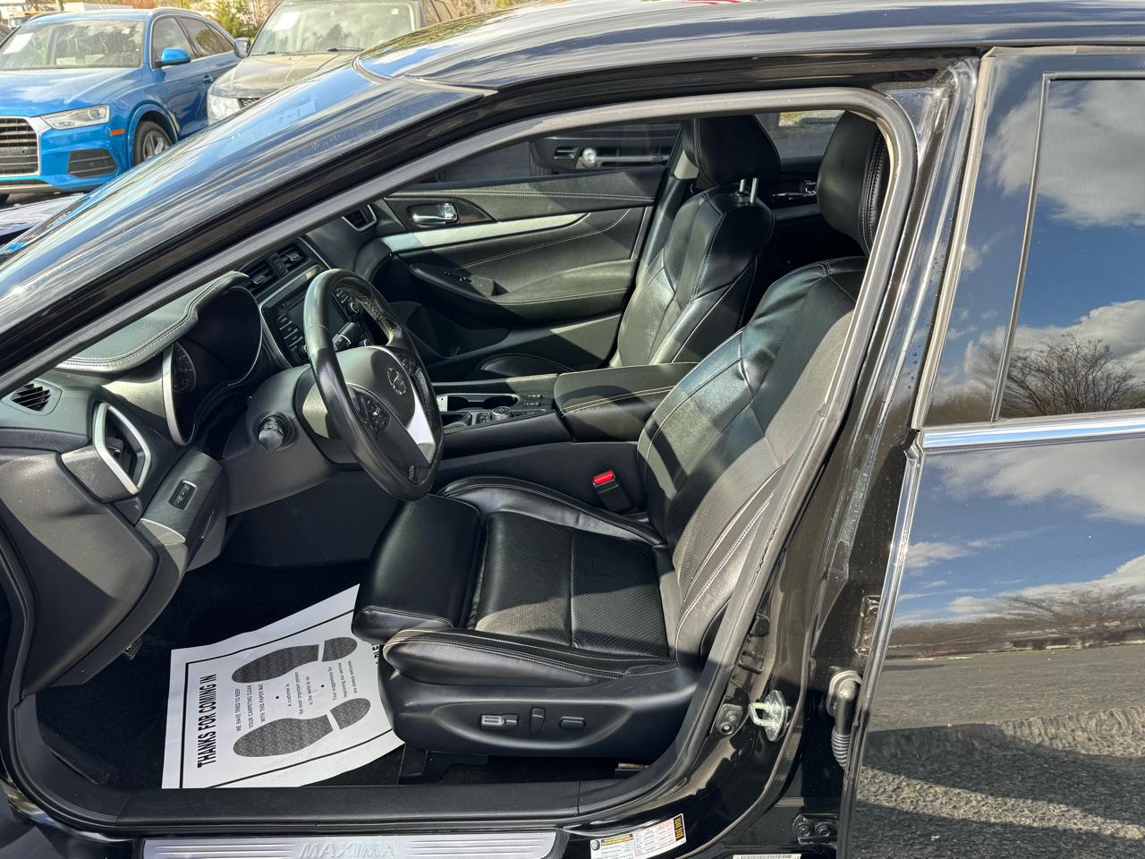 Nissan Maxima SV 3.5L 2018