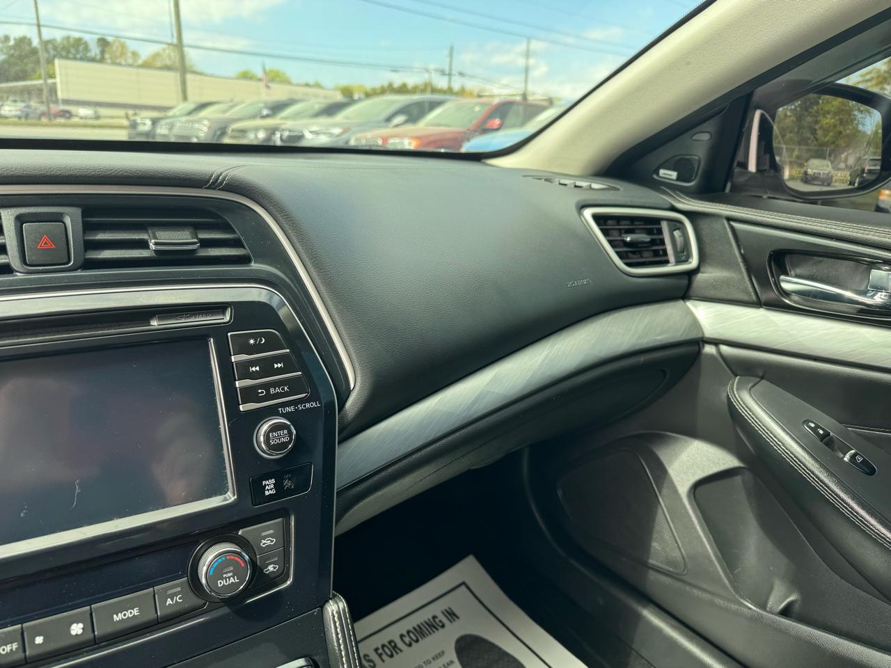 Nissan Maxima SL 3.5L 2017