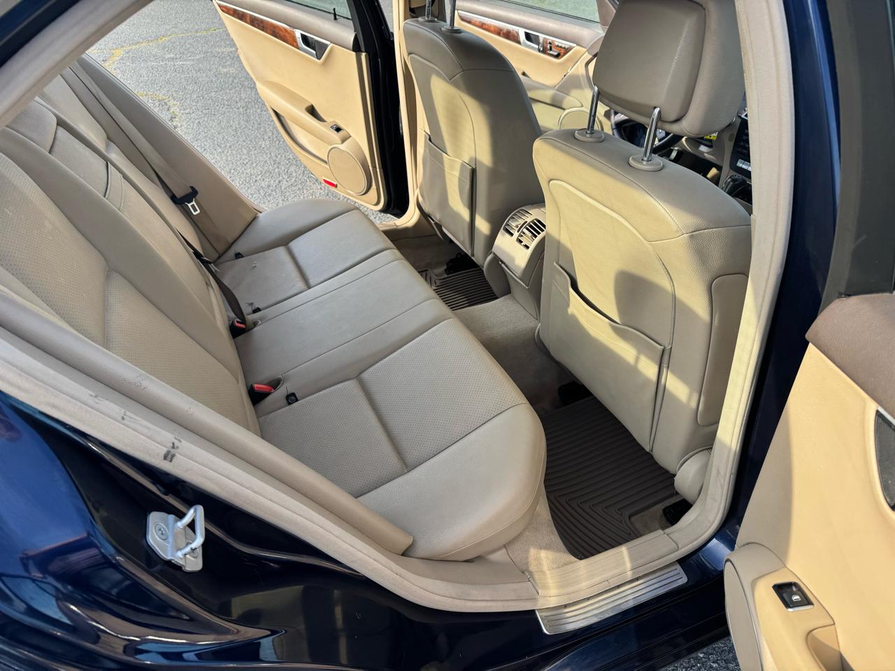 Mercedes-Benz C-Class 4dr Sdn C 300 Sport 4MATIC 2012