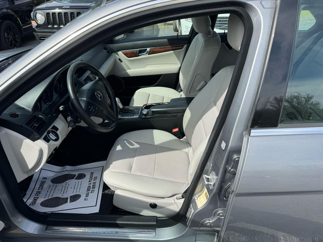 Mercedes-Benz C-Class 4dr Sdn C 300 Sport RWD 2011