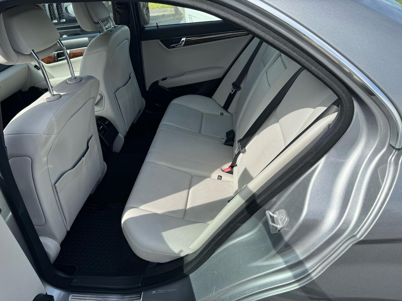 Mercedes-Benz C-Class 4dr Sdn C 300 Sport RWD 2011