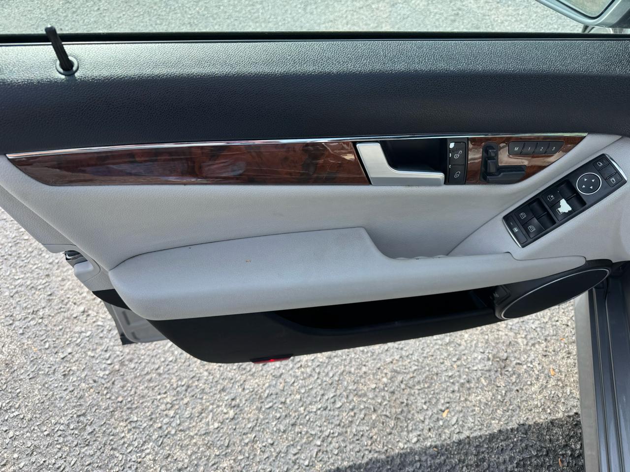 Mercedes-Benz C-Class 4dr Sdn C 300 Sport RWD 2011