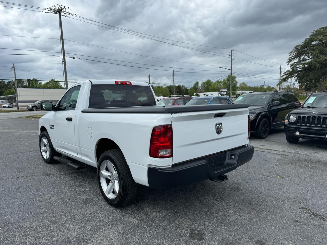 RAM 1500 2WD Reg Cab 120.5" Tradesman 2013