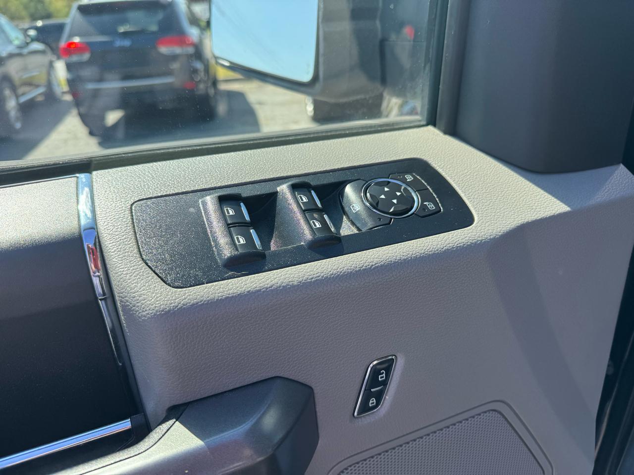 Ford F-150 XLT 4WD SuperCrew 5.5' Box 2017